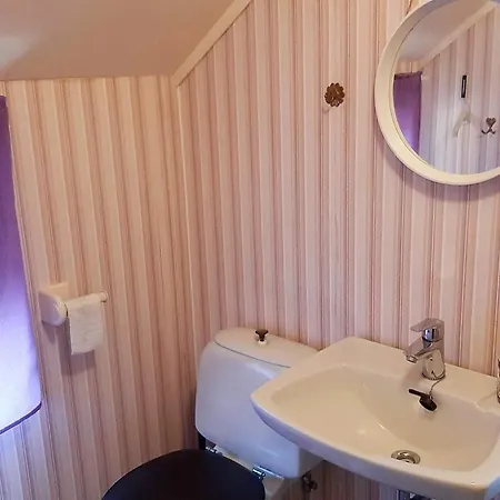 6 Person In * Lyngdal