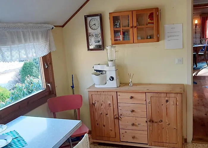 6 Person In * Lyngdal