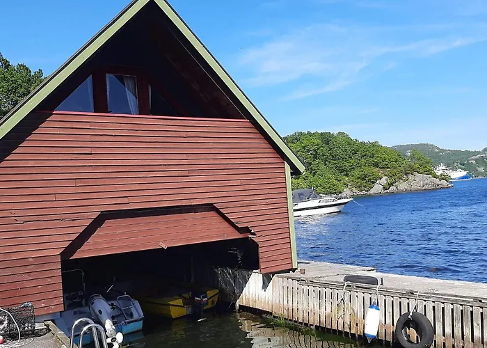 6 Person In * Lyngdal