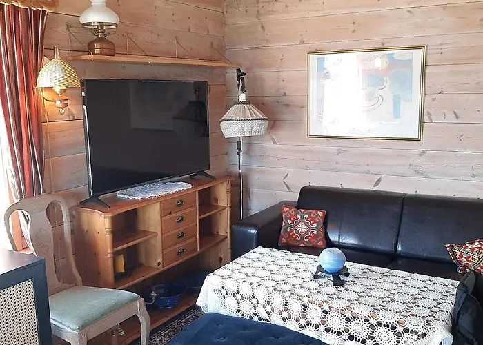 6 Person In Semesterbostad *