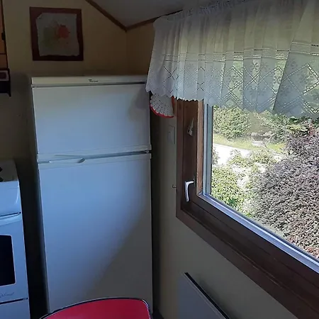 펜션 6 Person In 륑달